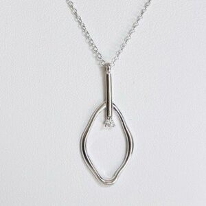 Siizu Annie Necklace NWOT